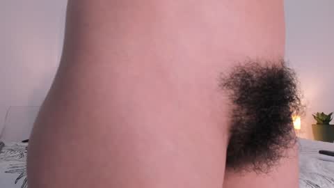 Larisa online show from 12/25/24, 10:50