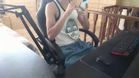 businessmboy04 online show from 09/16/25, 03:13