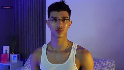 Buster independent model online show from 09/15/25, 10:59