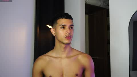 Buster independent model online show from 04/06/26, 12:30