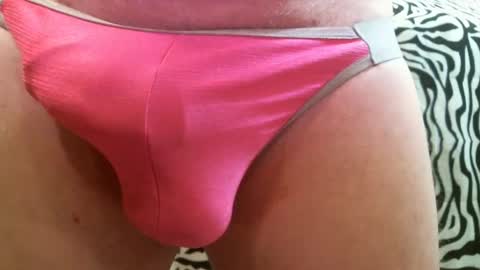 Snapshot of bustinfree chatting on 12/18/24, 03:11 bustinfree online show from 12/18/24, 03:11