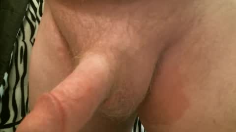 Snapshot of bustinfree chatting on 11/18/25, 03:27 bustinfree online show from 11/18/25, 03:27