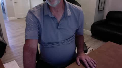 Snapshot of bustinout99 chatting on 07/11/26, 09:05 afternoon wood online show from 07/11/26, 09:05