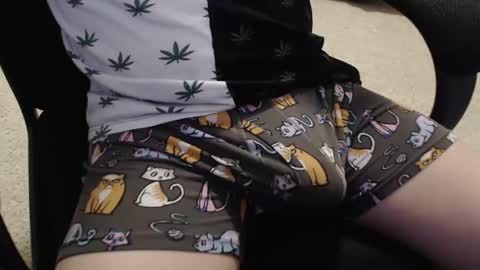 Snapshot of bustinpp chatting on 01/05/25, 11:04 bustinpp online show from 01/05/25, 11:04