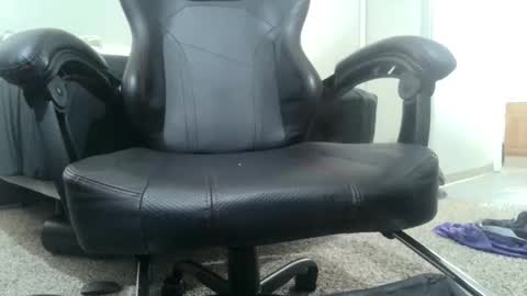 bustmeballs online show from 10/27/25, 09:19