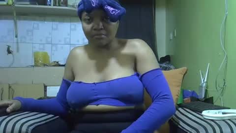 busty kenzi online show from 01/04/25, 09:31