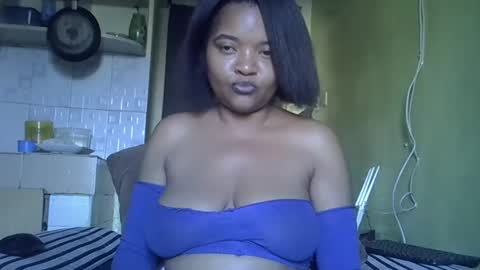 busty kenzi online show from 01/20/25, 04:43