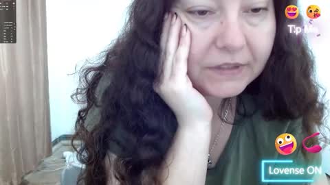 Emma online show from 12/04/25, 06:44