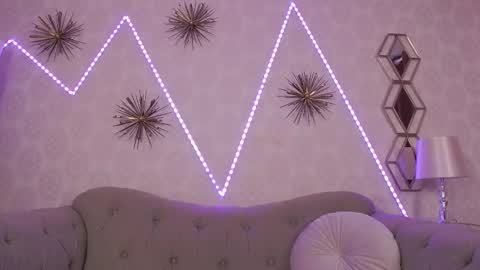      online between 6AM and 2PM EET almost everyday. online show from 02/06/26, 04:28