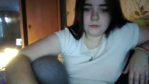 butterfly18988 online show from 11/08/25, 05:51