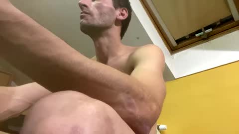 Snapshot of buttlover___ chatting on 11/15/25, 08:05 buttlover___ online show from 11/15/25, 08:05