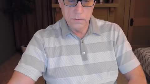 Miles online show from 12/25/24, 09:02