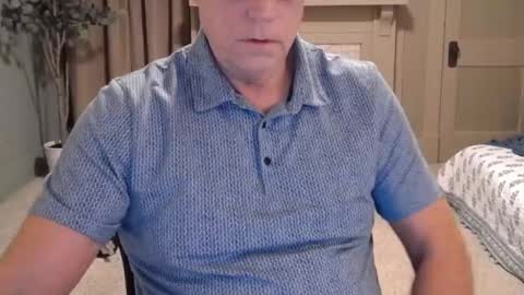 Miles online show from 01/22/25, 09:46