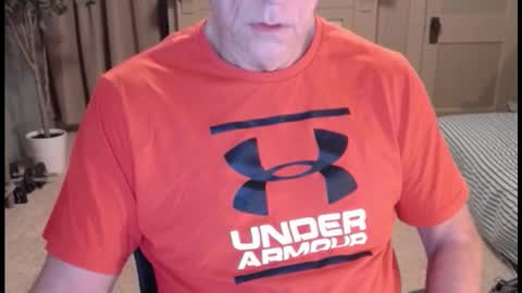 Snapshot of buttnakedfun954737 chatting on 01/17/26, 12:10 Miles online show from 01/17/26, 12:10