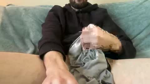 Snapshot of bwc898 chatting on 12/21/25, 07:54 bwc898 online show from 12/21/25, 07:54