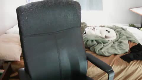 bxbydior online show from 09/28/25, 05:40