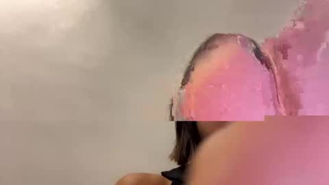 salome online show from 11/05/25, 02:22