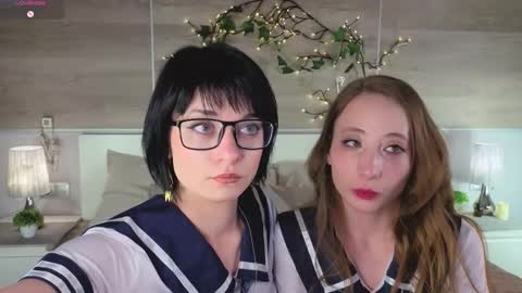 Hi everyoneim Mayglad to see you online show from 10/12/25, 03:11