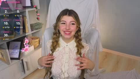 Kira online show from 01/19/25, 08:07