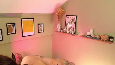 Kira online show from 03/20/26, 08:08