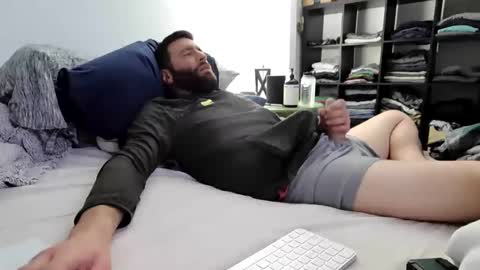 c2cmee online show from 11/14/25, 03:27