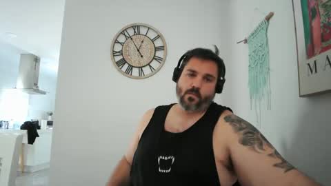 Snapshot of c66752837 chatting on 06/04/26, 10:54 clark kent online show from 06/04/26, 10:54