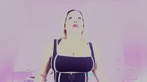 Carolina online show from 03/13/26, 03:24