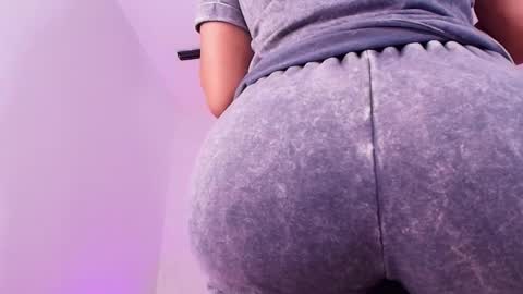 Carolina online show from 04/01/26, 03:07