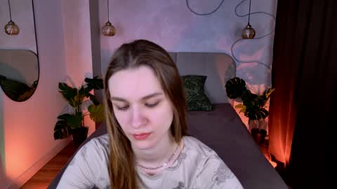 Polly online show from 03/31/26, 09:04