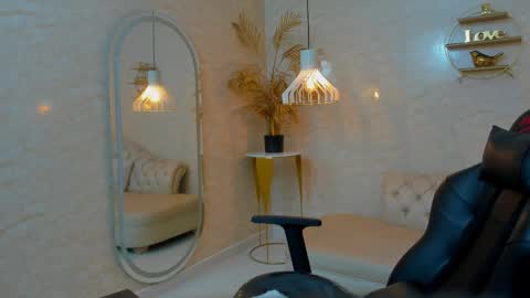 Camii Sweet  online show from 05/20/26, 08:04