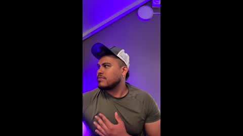Snapshot of caballero_____ chatting on 05/30/26, 04:04 INSTAGRAM CABALLERO 1998 online show from 05/30/26, 04:04