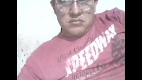 Snapshot of cachito83915 chatting on 02/17/26, 05:26 Cachudosexy online show from 02/17/26, 05:26