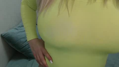 Snapshot of cadence_lux chatting on 03/01/25, 09:18 cadence_lux online show from 03/01/25, 09:18