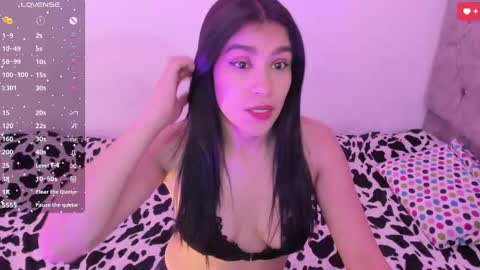 caelisse_cb online show from 09/29/25, 12:21