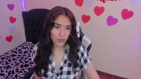 Snapshot of caelisse_cb chatting on 04/26/26, 04:15 caelisse_cb online show from 04/26/26, 04:15