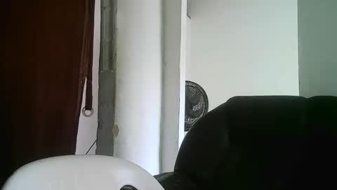 cafinfi1 online show from 04/25/26, 05:32