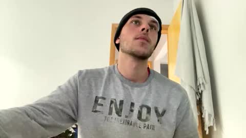 caioba2025caio online show from 11/12/25, 02:17