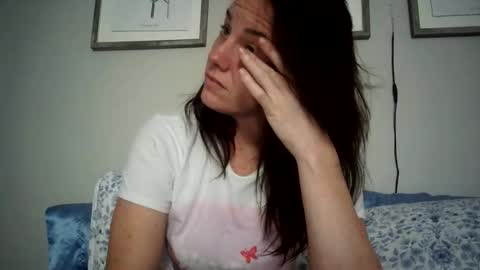 Caitie Citrine online show from 10/12/25, 11:37