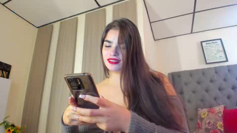 caitlingomez0 online show from 01/07/26, 12:07