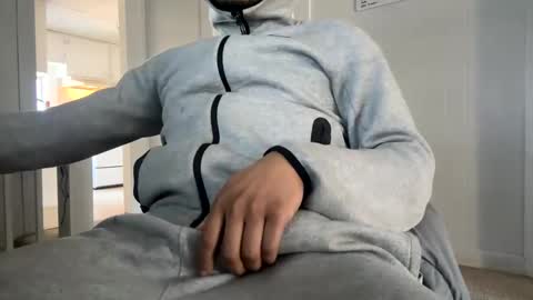 longjohns online show from 03/11/25, 12:50