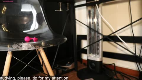 Snapshot of calabadi chatting on 04/05/26, 09:23 Kitty online show from 04/05/26, 09:23