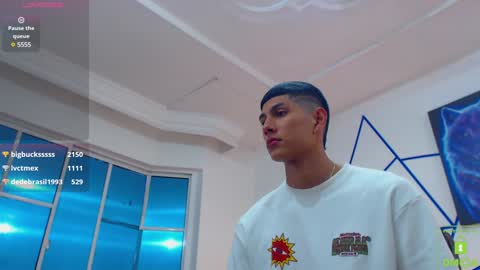 Snapshot of calavalerio chatting on 12/15/24, 11:23 Valerio online show from 12/15/24, 11:23