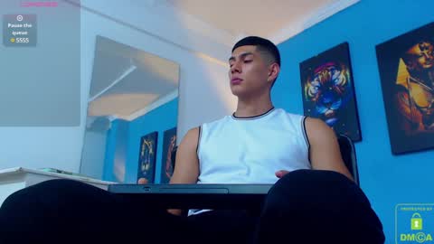 Snapshot of calavalerio chatting on 01/17/25, 08:33 Valerio online show from 01/17/25, 08:33