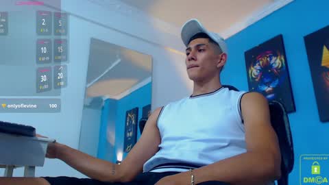 Snapshot of calavalerio chatting on 01/17/25, 11:40 Valerio online show from 01/17/25, 11:40