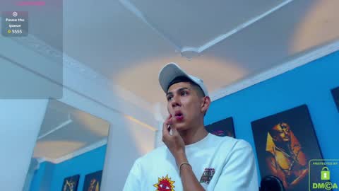 Snapshot of calavalerio chatting on 01/28/25, 08:26 Valerio online show from 01/28/25, 08:26