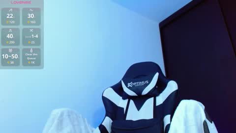 Snapshot of calavalerio chatting on 03/12/25, 07:59 Valerio online show from 03/12/25, 07:59