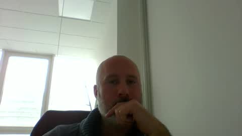 Snapshot of caldoski chatting on 05/06/26, 11:04 caldoski online show from 05/06/26, 11:04