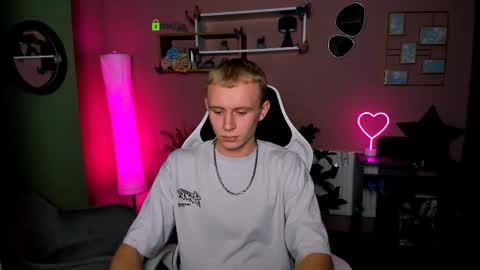 aleb online show from 11/30/25, 08:13