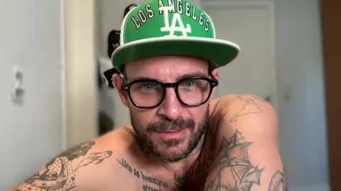 CaliforniaBrazilian online show from 04/16/26, 07:14