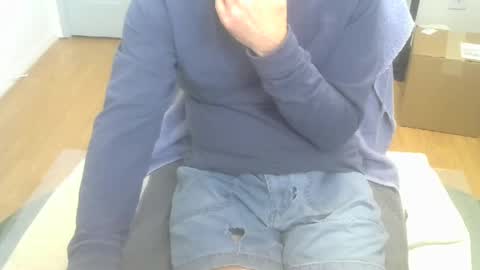 Snapshot of califun4u chatting on 12/24/24, 10:17 califun4u online show from 12/24/24, 10:17